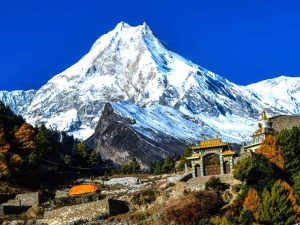 Manaslu Circuit Trek Larke Pass